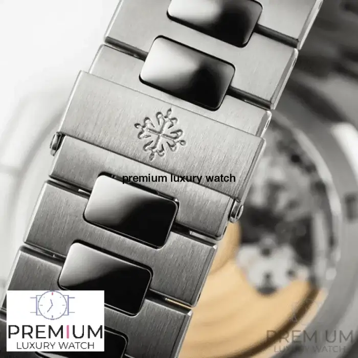 Patek Philippe Chronograph Watch Nautilus 5980/1A Stainless Steel Blue Dial - Image 6