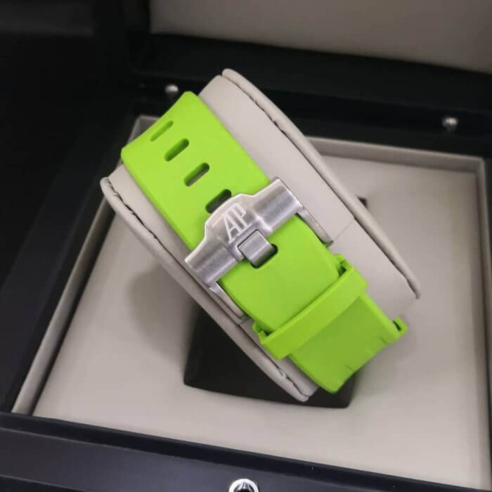 Audemars Piguet Royal Oak Replica 26703ST.OO.A038CA.01 Offshore Diver Chronograph 42mm Green Limited - Image 2