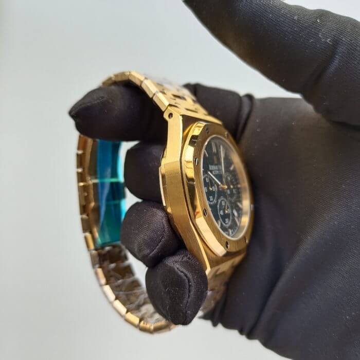 Audemars Piguet Yellow Gold | Royal Oak Chronograph | Black Dial Watch - Image 2