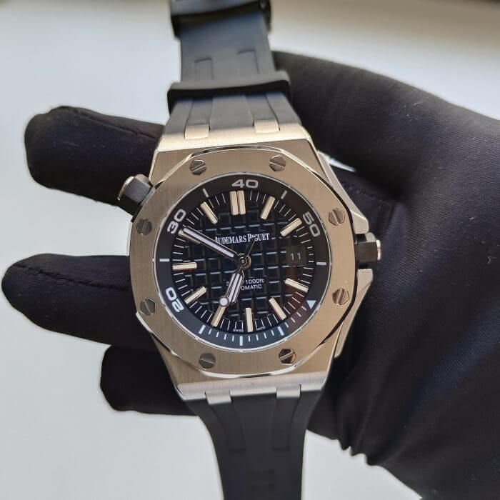 Audemars Piguet Royal Oak Offshore Black Dial 42MM Men's Watch DIVER 15703 - Image 7