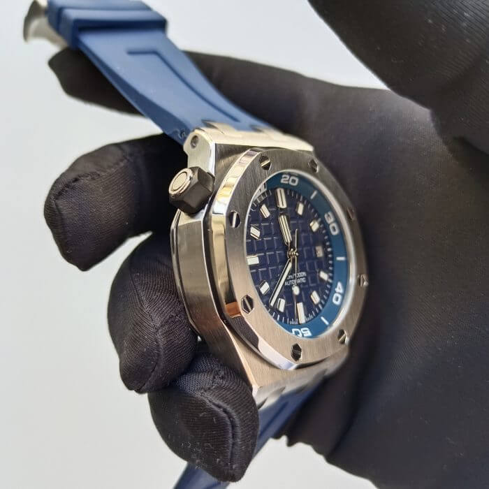 Audemars Piguet Royal Oak Offshore Diver 42MM Blue Dial Mens Watch 15720 - Image 11