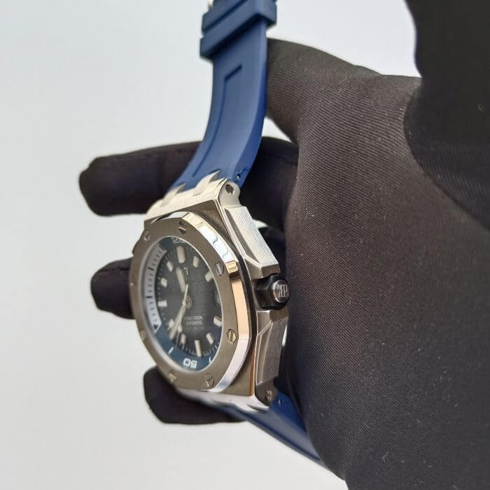 Audemars Piguet Royal Oak Offshore Diver 42MM Blue Dial Mens Watch 15720 - Image 12