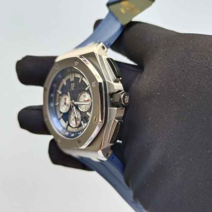 Audemars Piguet Royal Oak Offshore Blue Dial 44MM Rubber Strap Steel Chronograph Men's Watch - Image 4