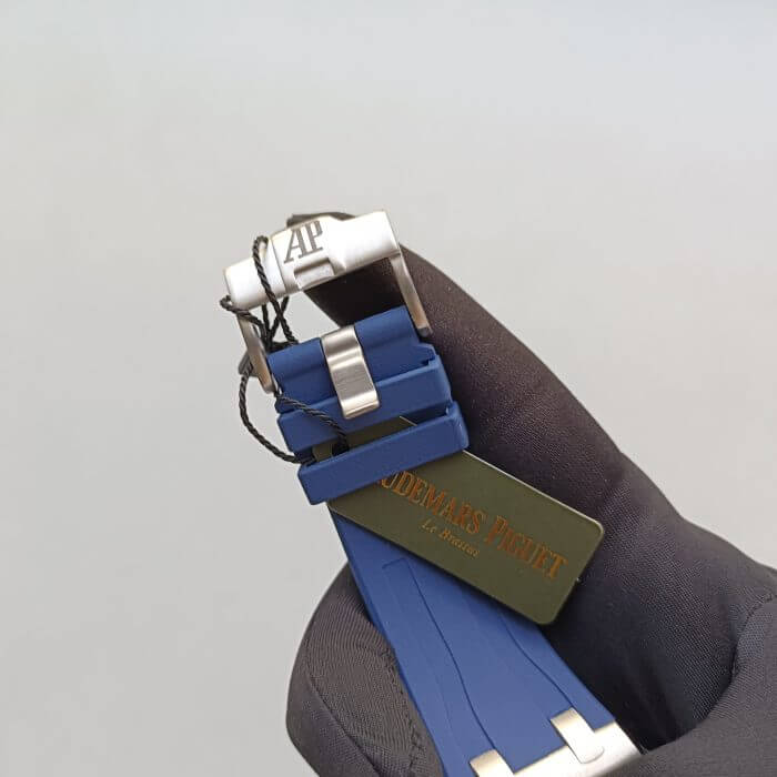 Audemars Piguet Royal Oak Offshore Blue Dial 44MM Rubber Strap Steel Chronograph Men's Watch - Image 5