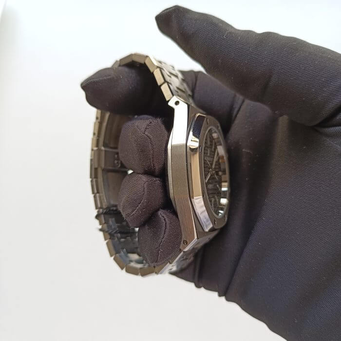 Audemars Piguet Royal Oak Selfwinding Black Dial Men’s Watch - Image 3