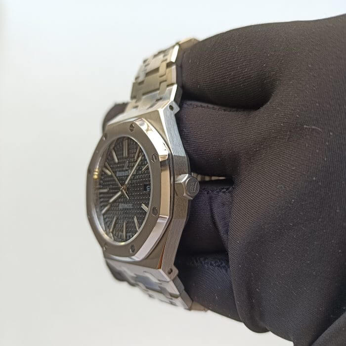 Audemars Piguet Royal Oak Selfwinding Black Dial Men’s Watch - Image 4