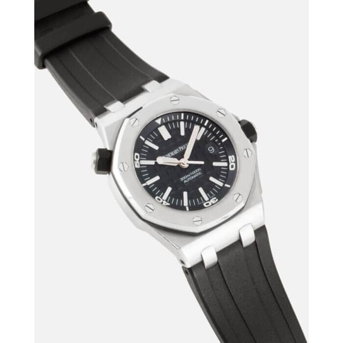 Audemars Piguet Royal Oak Offshore Black Dial 42MM Men's Watch DIVER 15703 - Image 5