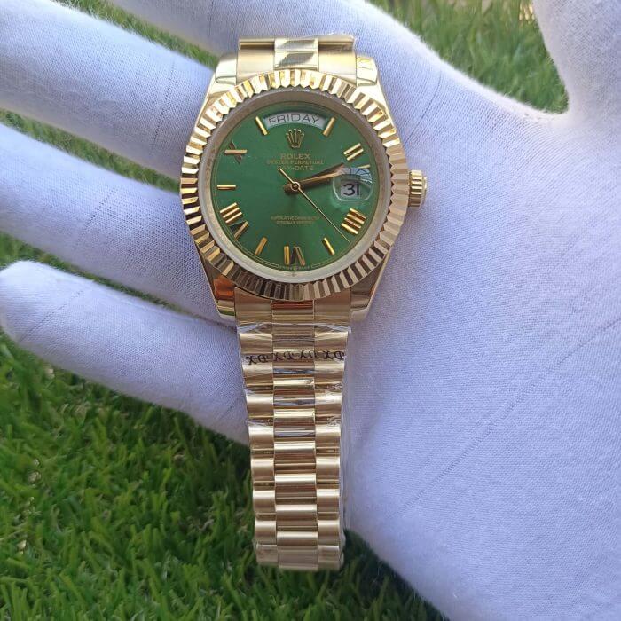 Rolex DayDate Gold Green Roman Dial 41MM President Fluted Bezel Men's Watch - Image 7