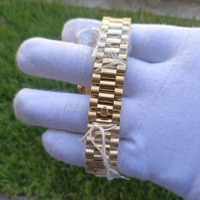 Rolex DayDate ii Stainless Steel Yellow Gold Champagne With Diamond Bezel And 41MM Roman Dial President Bracelet Watch - Image 8