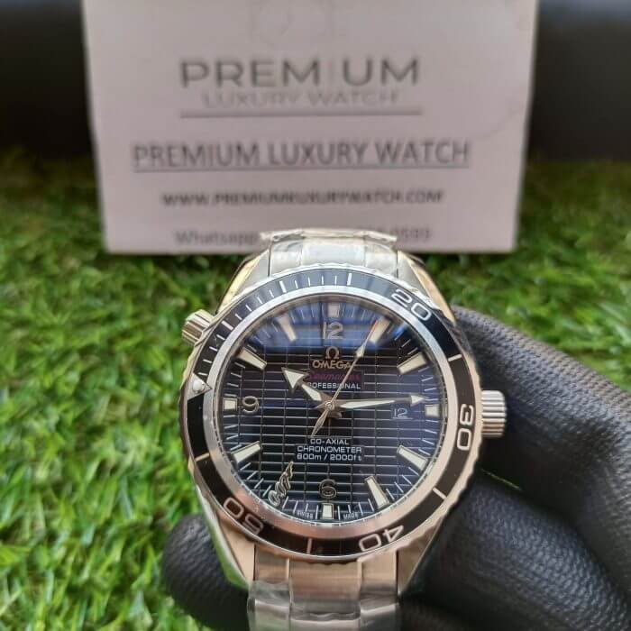 Omega Seamaster planet ocean james bond skyfall 600M Omega Co Axial 42 Mm Men’s Watch - Image 4