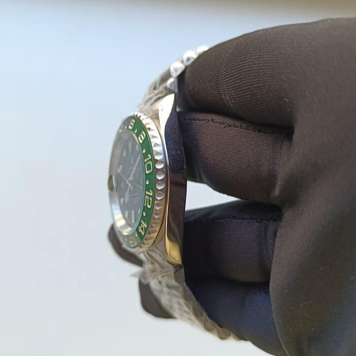 Rolex GMT Green Stainless Steel Black Dial & Green/Black Ceramic Bezel Jubilee Bracelet 126720VTNR - Image 4