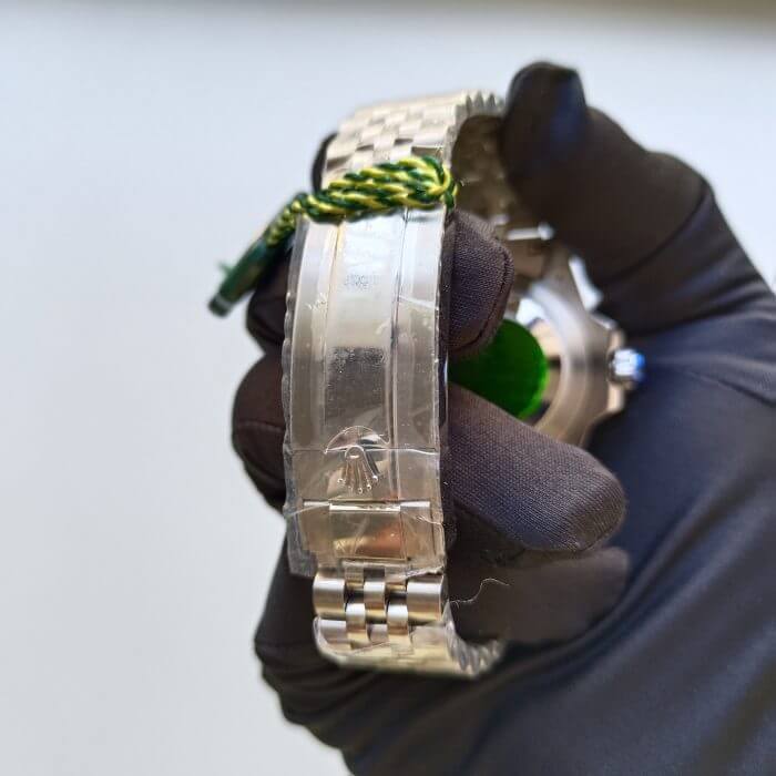Rolex GMT Green Stainless Steel Black Dial & Green/Black Ceramic Bezel Jubilee Bracelet 126720VTNR - Image 5