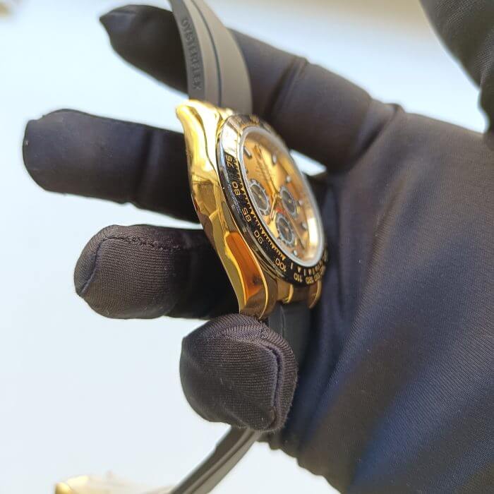 Rolex Daytona Yellow Gold Champagne Dial Black Index Ceramic Bezel Oysterflex Rubber Bracelet 116518LN - Image 7