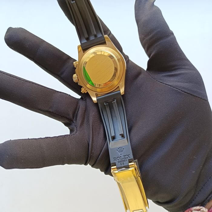 Rolex Daytona Yellow Gold Champagne Dial Black Index Ceramic Bezel Oysterflex Rubber Bracelet 116518LN - Image 10