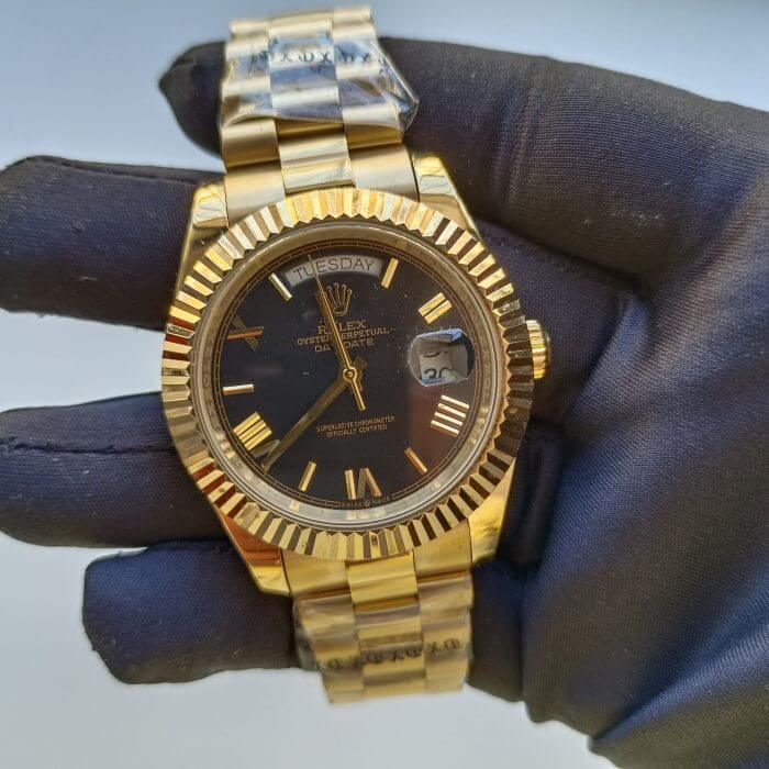 Rolex President Bracelet Day-Date 41MM Black Roman Dial Fluted Bezel Yellow Gold Watch 228238 - Image 2
