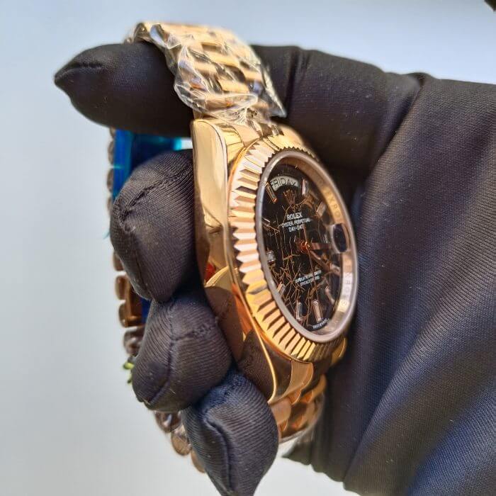 Rolex Day-Date 41mm Rose Gold Replica at an Unbeatable Price - Image 3