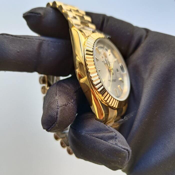 Rolex Day-Date 40 Yellow Gold Silver Dial Diagonal Motif Index & Fluted Bezel President Bracelet 228238 - Image 7
