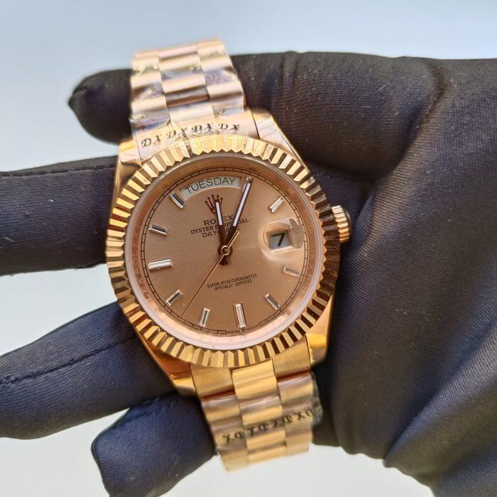 Replica Rolex Day-Date 40: Rose Gold, Presidential Bracelet - Image 2