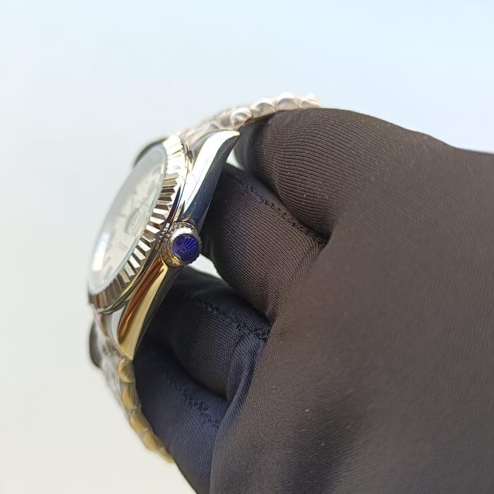 Rolex Day-Date President White gold Roman Dial 41mm Watch 218239 - Image 3