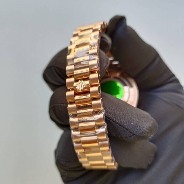 Rolex Day-Date 40 Everose Gold Sundust Watch - Image 4