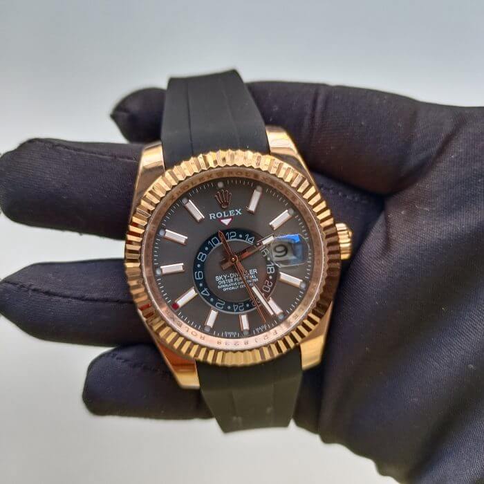 Rolex sky-Dweller Automatic Rose Gold with a Black Dial Men's Watch 326235 - Image 2