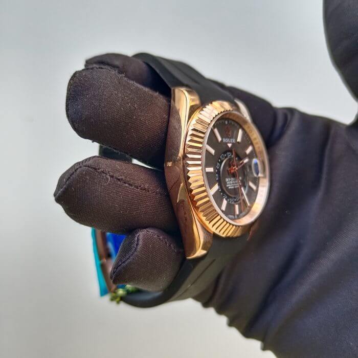Rolex sky-Dweller Automatic Rose Gold with a Black Dial Men's Watch 326235 - Image 3