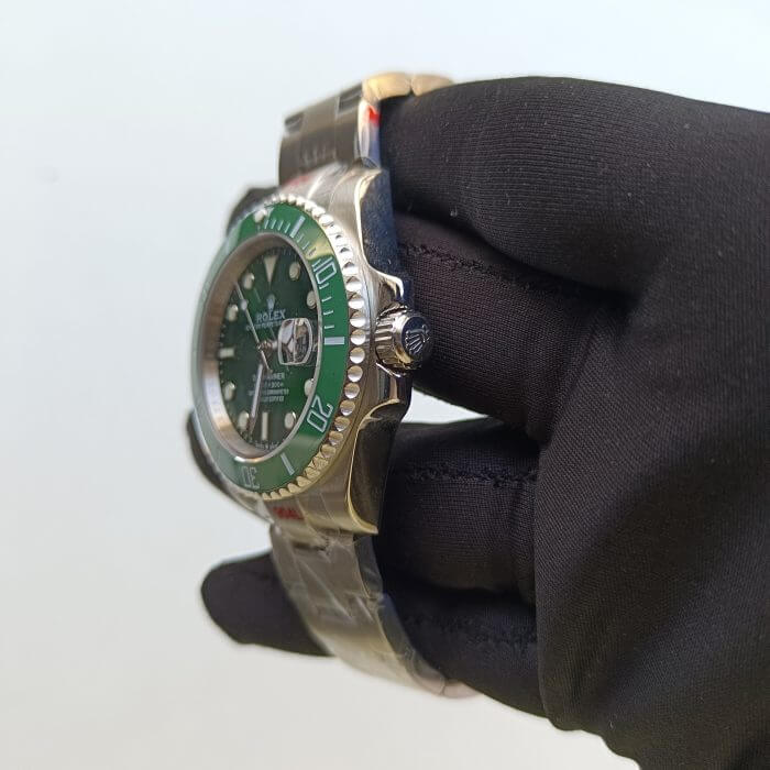 Rolex Submariner Green Hulk 40MM and Green Bezel Steel Mens Watch 116610 - Image 7