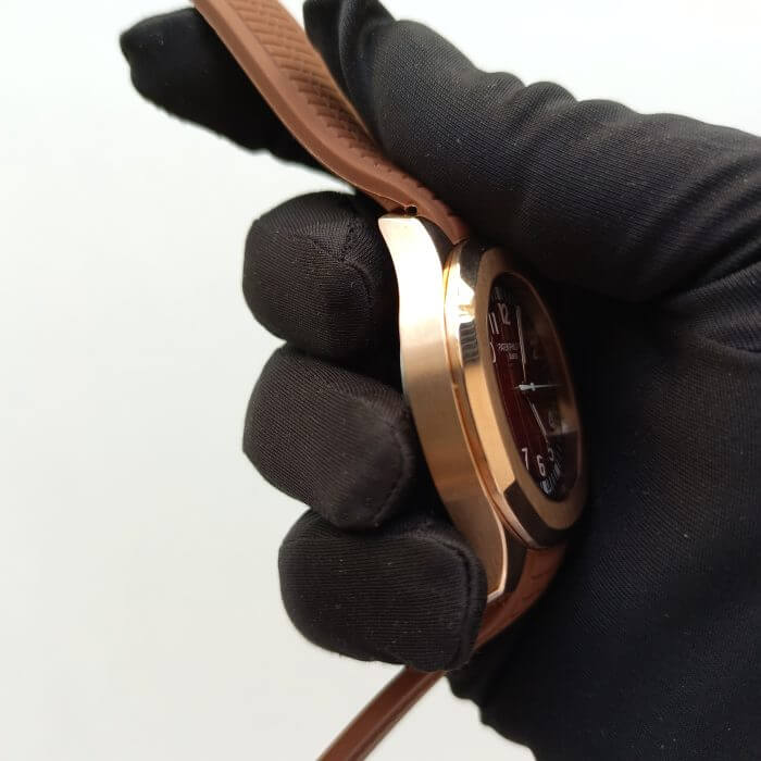 Patek Philippe Aquanaut Rose Gold Date Sweep 40.8mm Brown Dial Brown Composite Rubber Strap 5167R-001 - Image 4