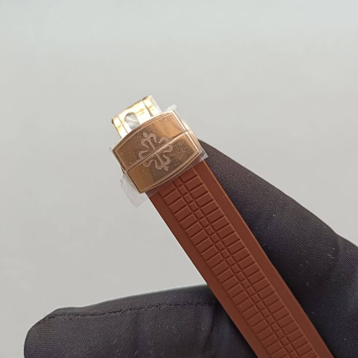 Patek Philippe Aquanaut Rose Gold Date Sweep 40.8mm Brown Dial Brown Composite Rubber Strap 5167R-001 - Image 5