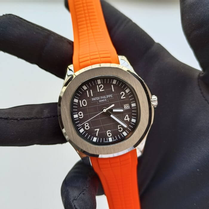 Patek Philippe Aquanaut 40MM Black Embossed Date Stainless Steel with Rubber Strap - Image 2
