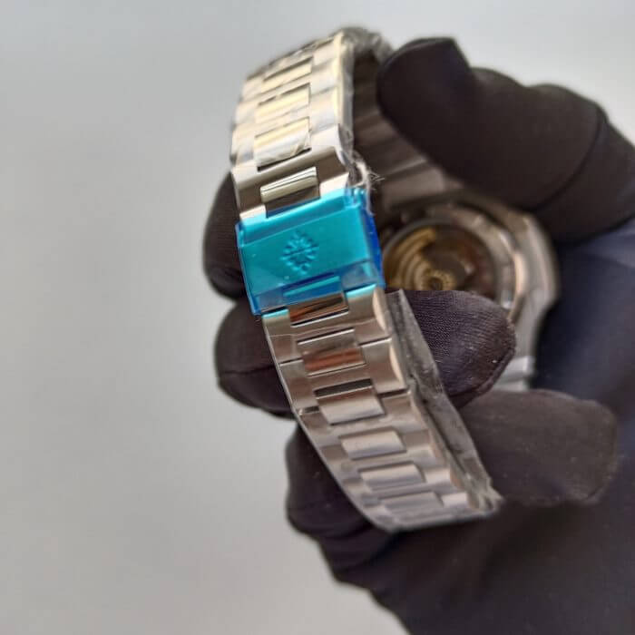 Patek Philippe Nautilus Blue Dial 5711 Stainless steel Automatic Men's Watch - Image 8