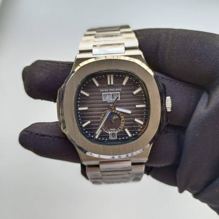 Patek Philippe Nautilus Black Dial Men's Watch 5726/1A-001 - Image 2