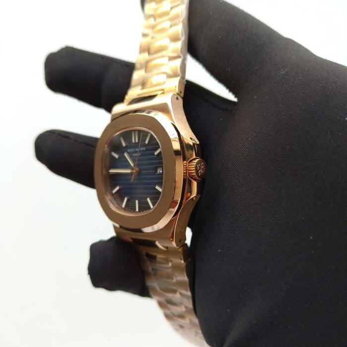 Patek Philippe Nautilus Rose Gold Blue Dial 40.5MM Automatic 5711 Men's Wrist Watch - Image 4