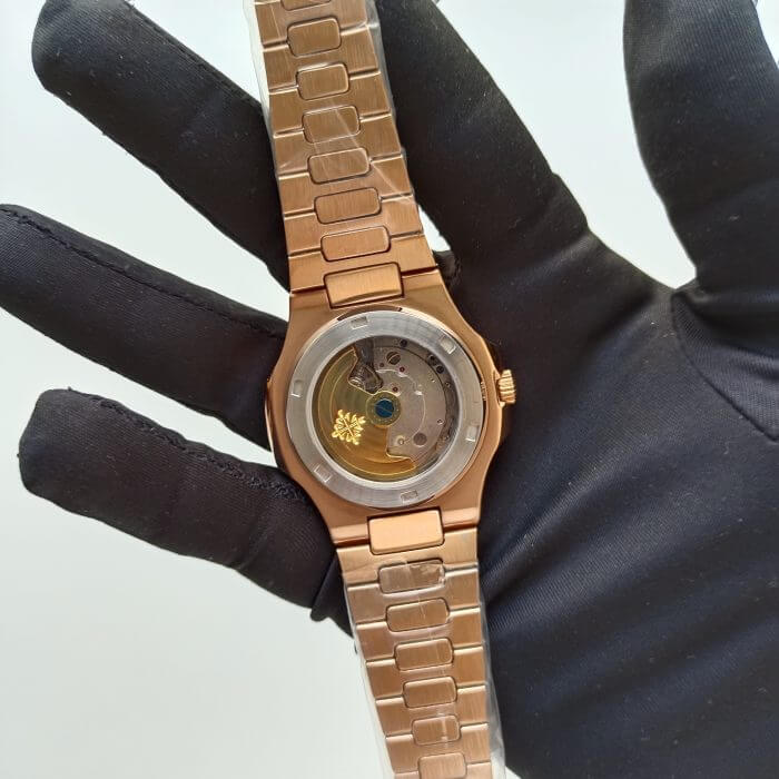 Patek Philippe Nautilus Rose Gold Blue Dial 40.5MM Automatic 5711 Men's Wrist Watch - Image 6