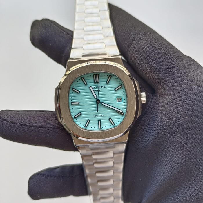 Patek Philippe Nautilus Limited Edition 5711/1A Tiffany Dial Stainless Steel Automatic Watch - Image 2