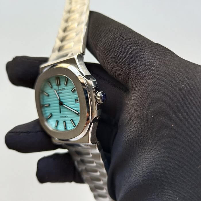 Patek Philippe Nautilus Limited Edition 5711/1A Tiffany Dial Stainless Steel Automatic Watch - Image 4