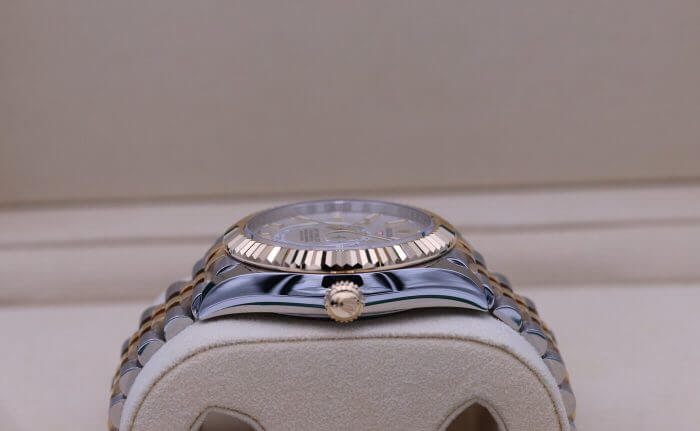Sky Dweller jubilee Rolex White Dial 42MM Yellow Gold Bezel Two Tone Men's Watch 326933 - Image 5