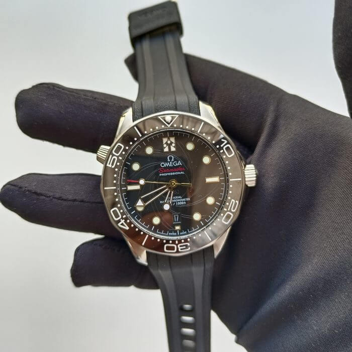 Omega Seamaster 300 Black 42MM Gold Dial Co Axial Master Chronometer Rubber Belt Men’s Wrist Watch - Image 3