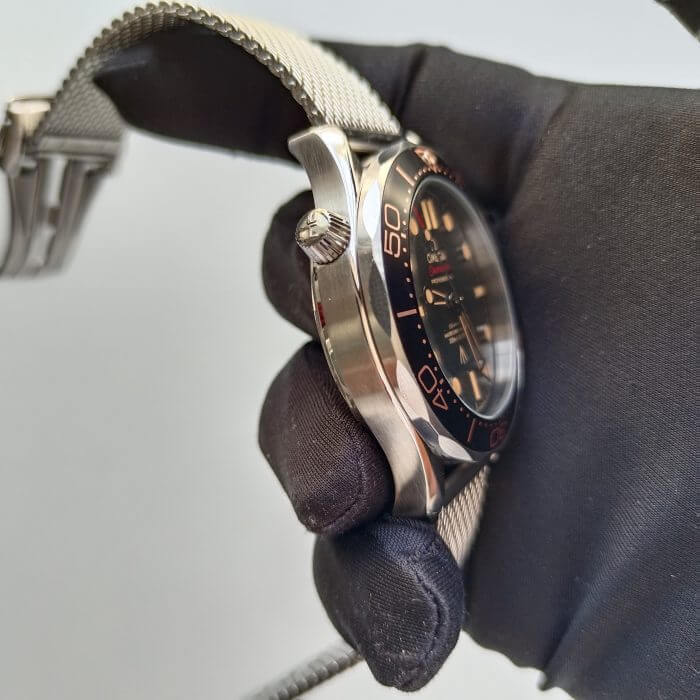 Omega Seamaster Diver 300m Black Bond 007 Mesh Band 42mm Man’s Wrist Watch - Image 4