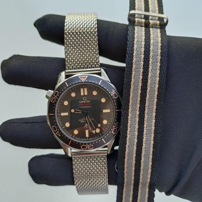 Omega Seamaster Diver 300m Black Bond 007 Mesh Band 42mm Man’s Wrist Watch - Image 3