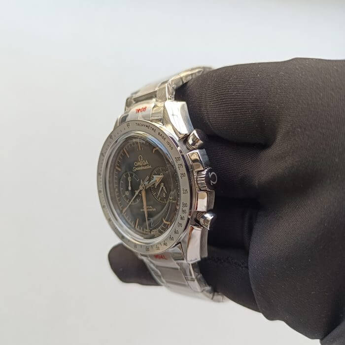 Omega Speedmaster Chronograph ’57 Co-Axial Master Chronometer 40.5mm Silver Bezel Black Dial Men’s Wrist Watch - Image 5